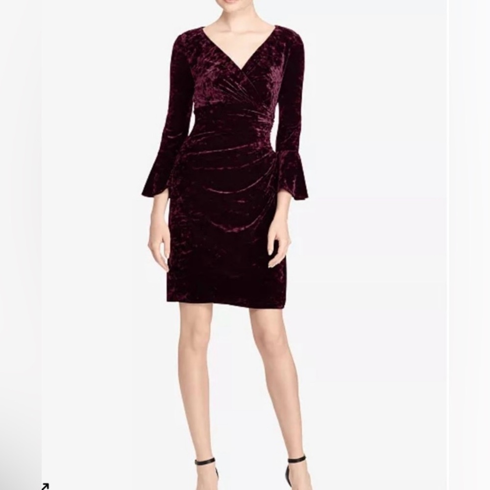 New Lauren Ralph Lauren V-Neck Bell
Sleeve Burgundy Velvet  Dress Size 14P
